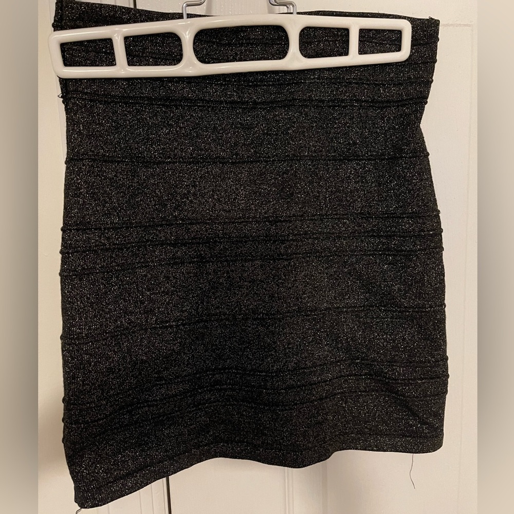Bebe sparkly skirt